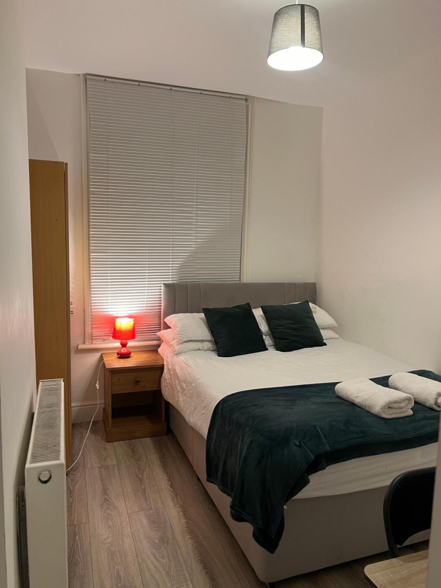 The Coral Guest House 1 Fratton Park Πόρτσμουθ Εξωτερικό φωτογραφία